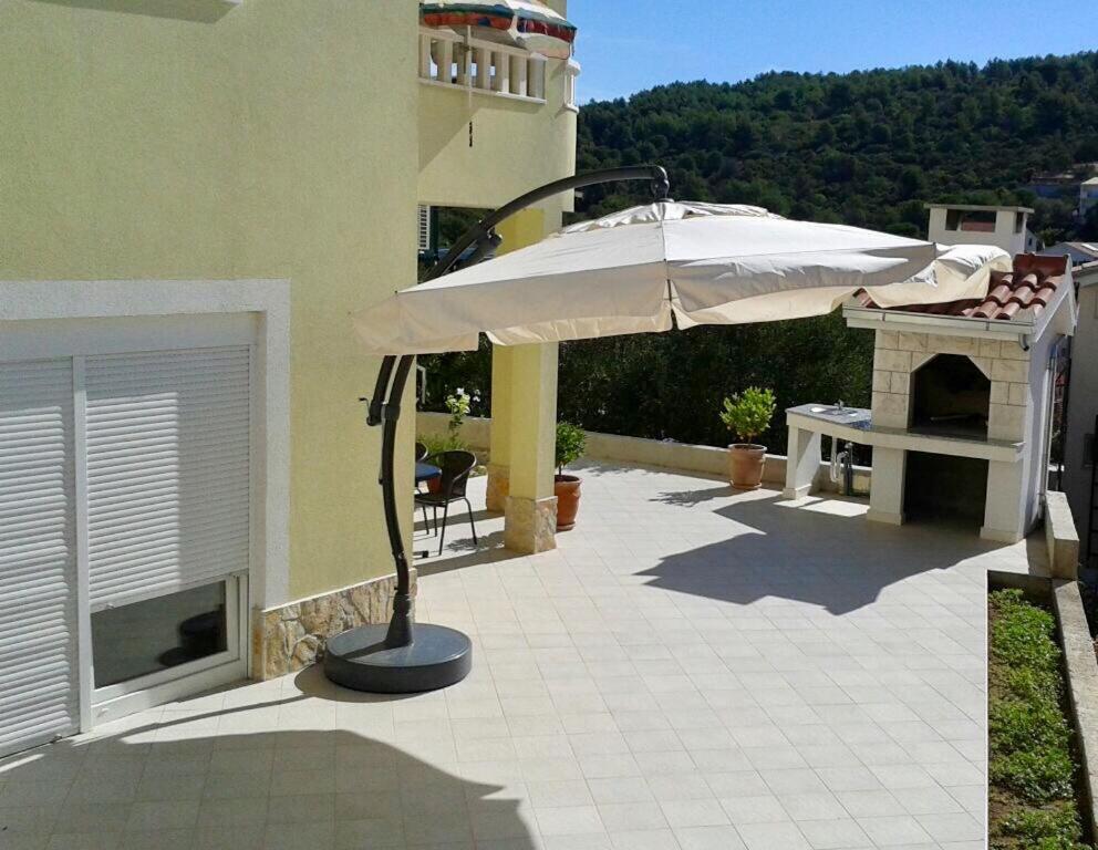 Villa Wiki Trogir Exterior photo