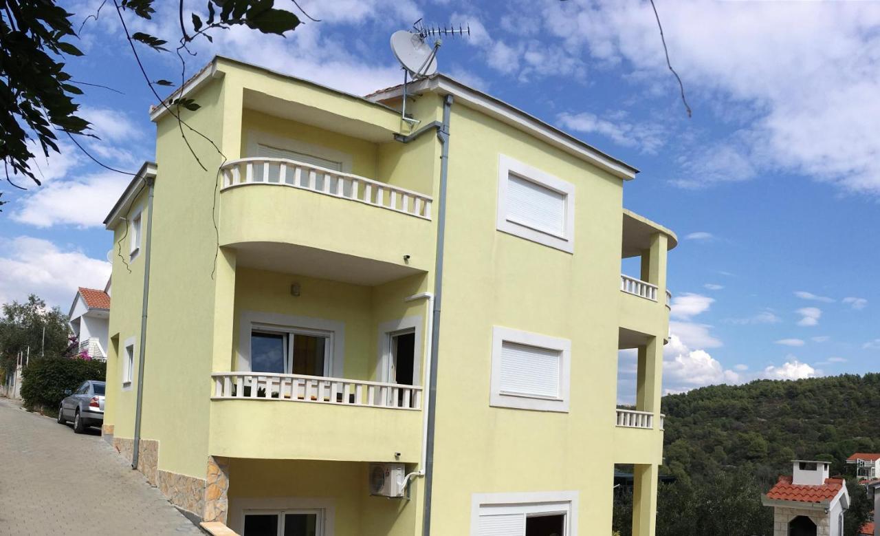 Villa Wiki Trogir Exterior photo