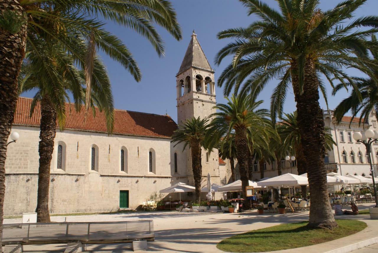 Villa Wiki Trogir Exterior photo